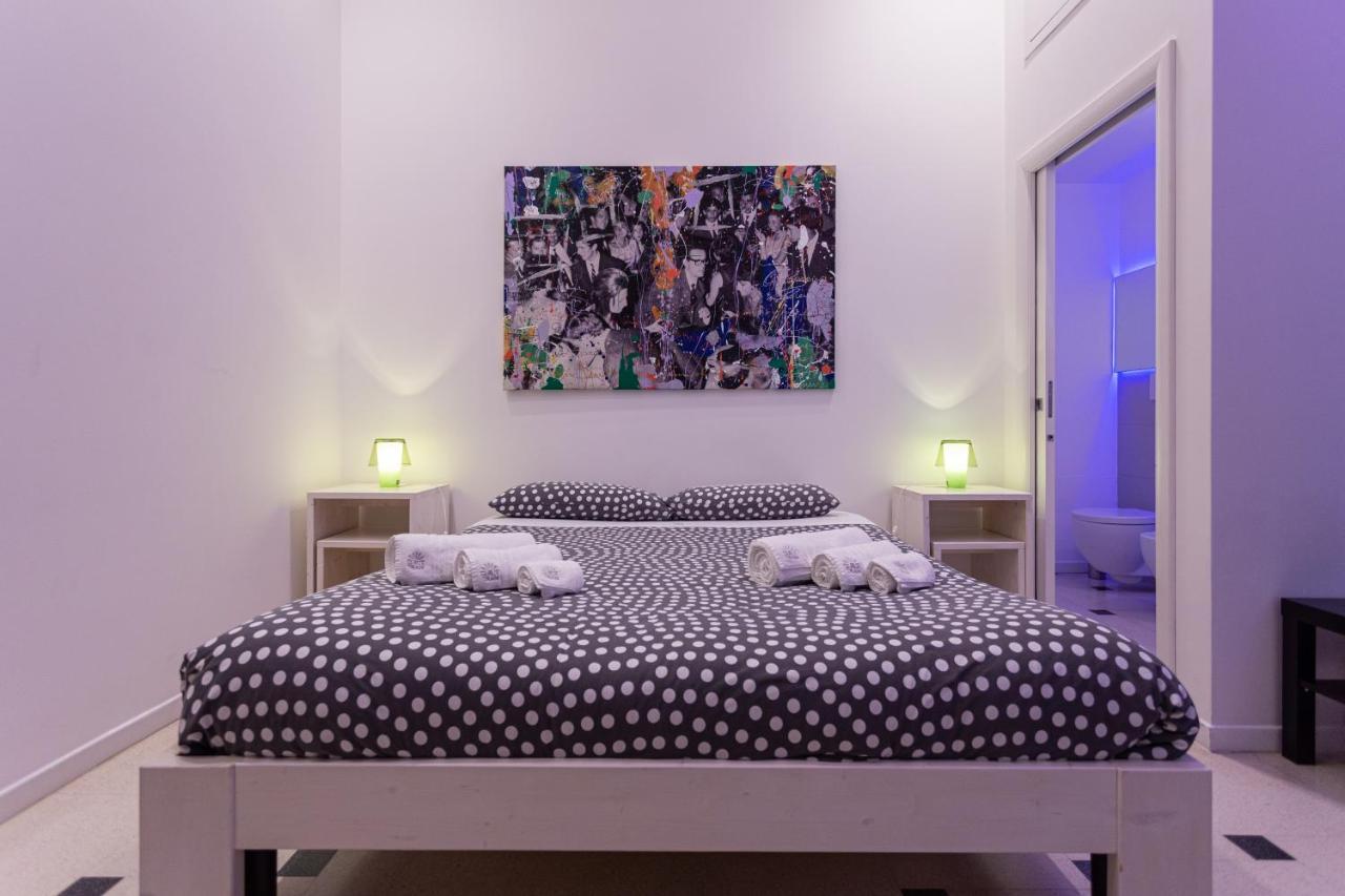 La Bella Trani - Suites And B&B Bagian luar foto