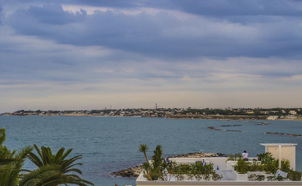 La Bella Trani - Suites And B&B Bagian luar foto