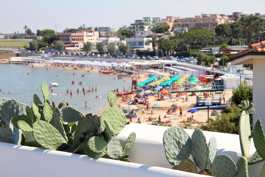 La Bella Trani - Suites And B&B Bagian luar foto