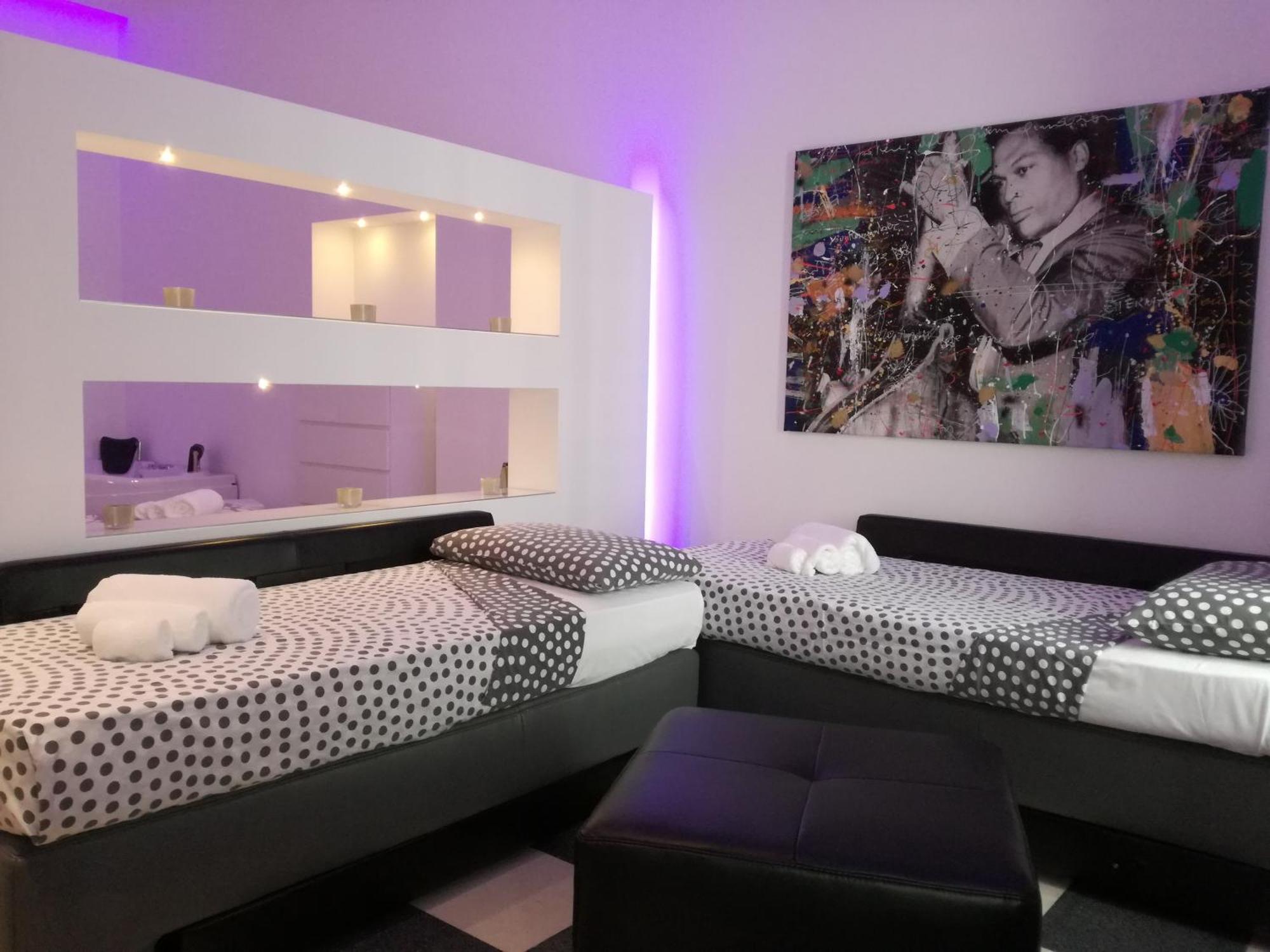 La Bella Trani - Suites And B&B Bagian luar foto